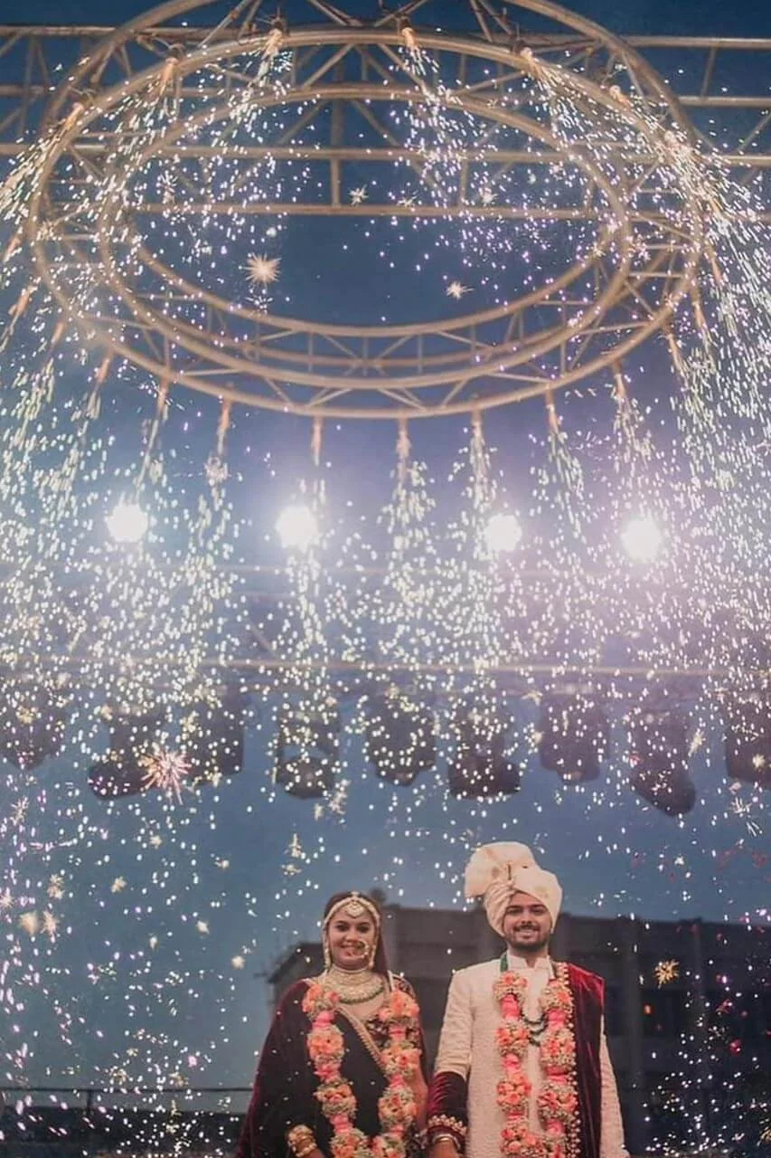 Special effects and grand wedding entries in Delhi